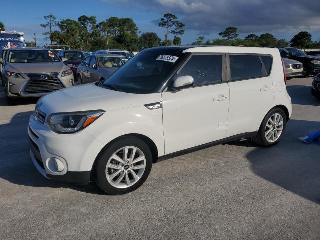 KIA SOUL + 2018 with VIN KNDJP3A51J7903729 - Photo from auction
