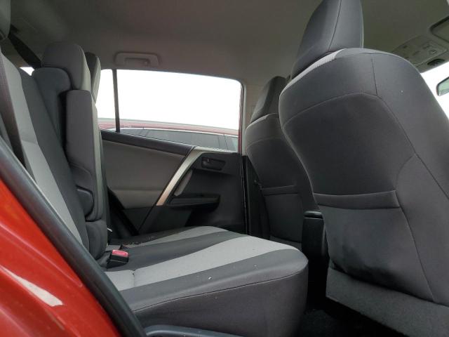 Photo 11 from auction – 2014 TOYOTA RAV4 LE with VIN JTMZFREV1EJ021021