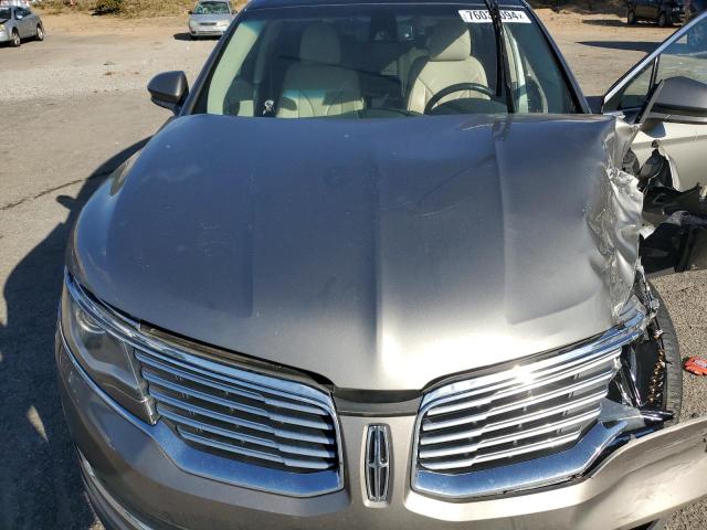 Photo 11 from auction – 2016 LINCOLN MKX RESERV with VIN 2LMTJ8LRXGBL55642