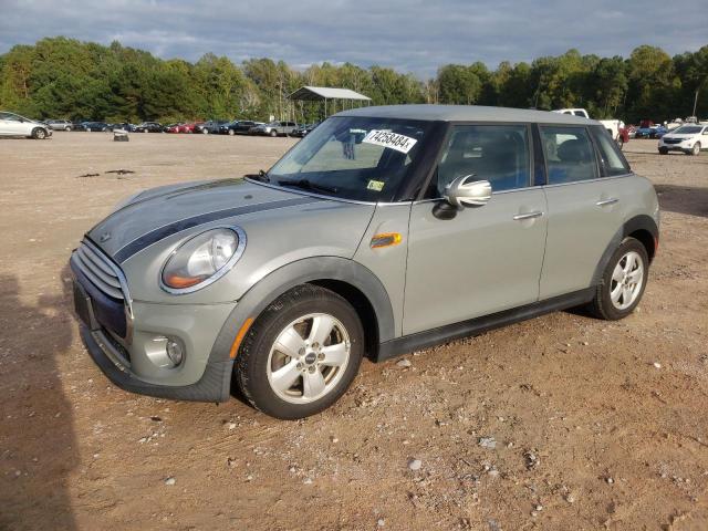 MINI COOPER 2015 with VIN WMWXS5C55FT831270 - Photo from auction