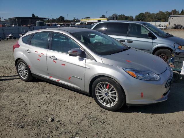 Снимка 4 от търг – 2014 FORD FOCUS BEV с VIN 1FADP3R45EL287285