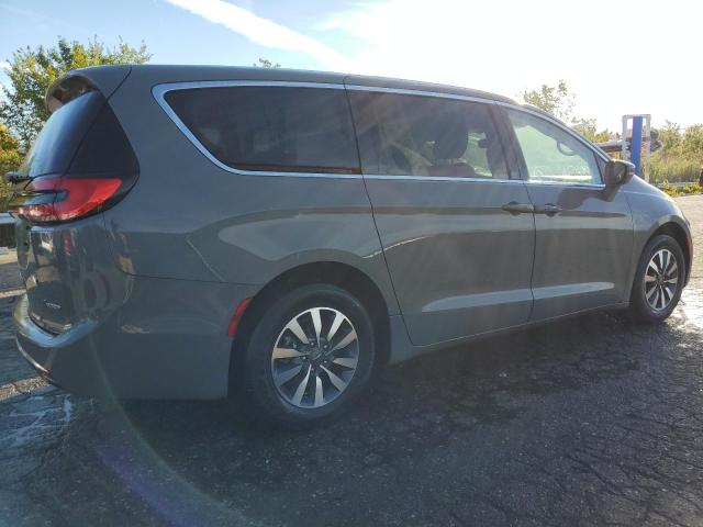 Photo 3 from auction – 2022 CHRYSLER PACIFICA H with VIN 2C4RC1L71NR199733