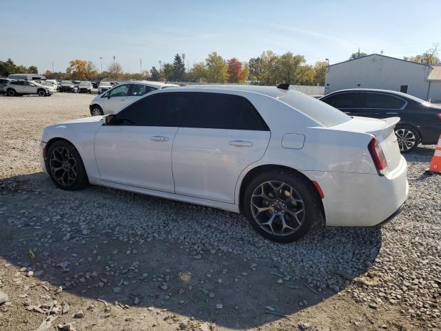 Photo 2 from auction – 2016 CHRYSLER 300 S with VIN 2C3CCABT0GH183394