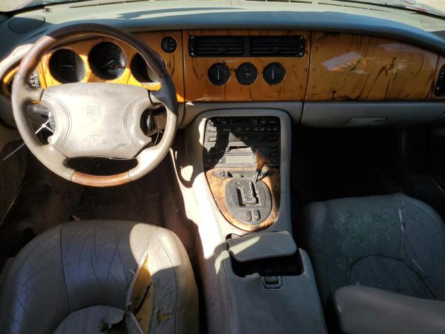 Photo 8 from auction – 1998 JAGUAR XK8 with VIN SAJGX2246WC026696