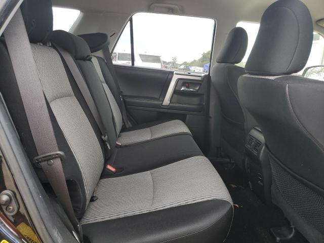 Photo 11 from auction – 2018 TOYOTA 4RUNNER SR with VIN JTEBU5JR5J5553394