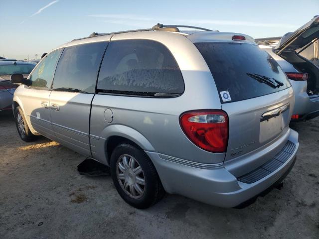 Photo 2 from auction – 2005 CHRYSLER TOWN & COU with VIN 2C8GP54LX5R144744