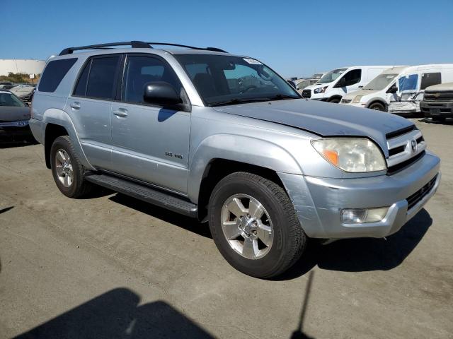 Photo 4 from auction – 2004 TOYOTA 4RUNNER SR with VIN JTEBU14R740033137