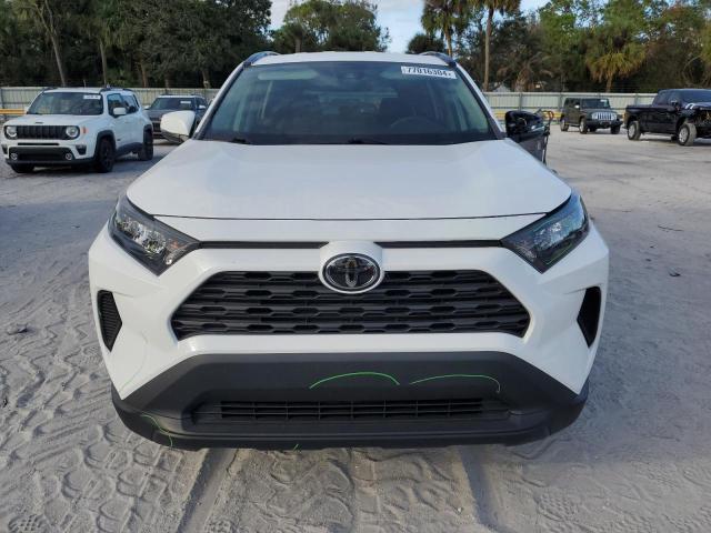 Photo 5 from auction – 2019 TOYOTA RAV4 LE with VIN 2T3K1RFV7KW049465