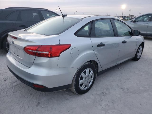 Photo 3 from auction – 2017 FORD FOCUS S with VIN 1FADP3E29HL312357
