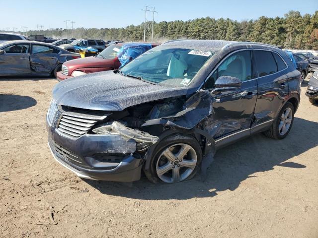 LINCOLN MKC PREMIE 2017 with VIN 5LMCJ1D90HUL13233 - Photo from auction