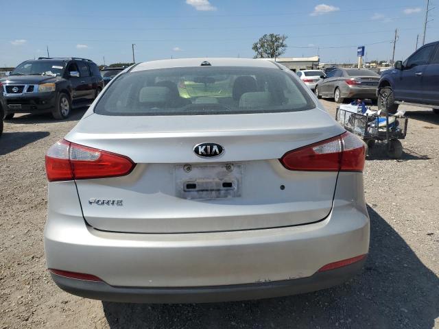 Photo 6 from auction – 2015 KIA FORTE LX with VIN KNAFK4A64F5292338