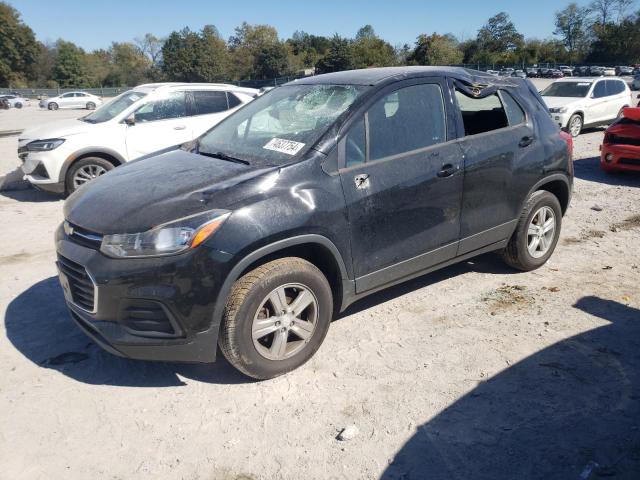CHEVROLET TRAX LS 2017 with VIN 3GNCJNSB2HL270231 - Photo from auction