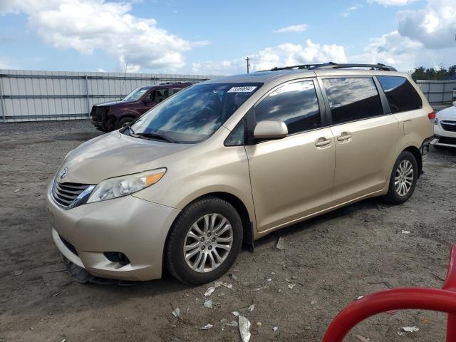 TOYOTA SIENNA XLE 2011 with VIN 5TDYK3DC4BS041928 - Photo from auction