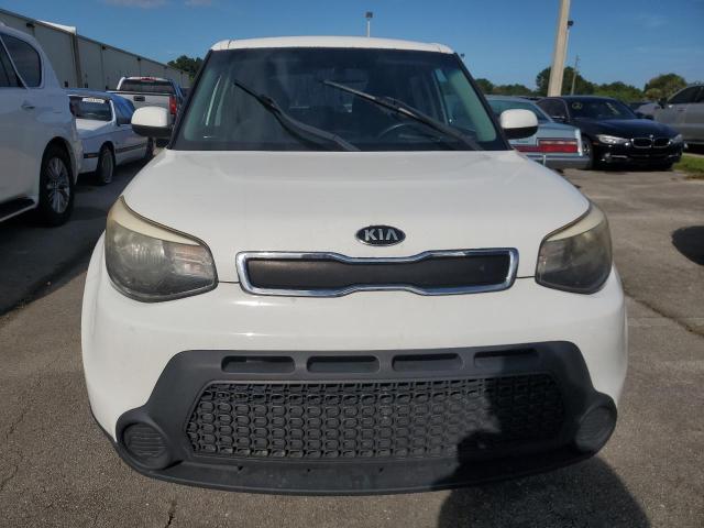 Photo 5 from auction – 2015 KIA SOUL with VIN KNDJN2A2XF7781613