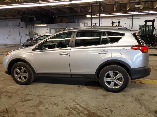 Photo 2 from auction – 2015 TOYOTA RAV4 XLE with VIN 2T3RFREV3FW263473