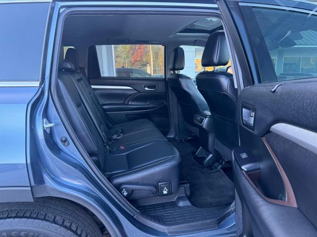 Photo 6 from auction – 2017 TOYOTA HIGHLANDER with VIN 5TDJZRFH0HS415162