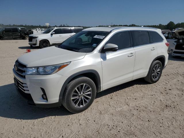 صورة رقم 1 من المزاد - 2018 TOYOTA HIGHLANDER مع VIN 5TDKZRFH7JS534143