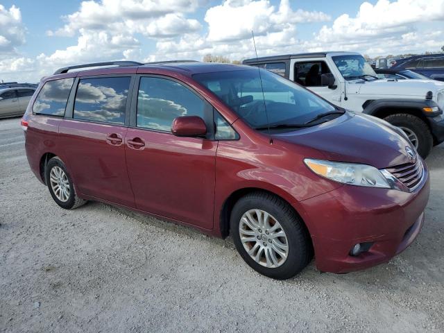Photo 4 from auction – 2014 TOYOTA SIENNA XLE with VIN 5TDYK3DC2ES452183