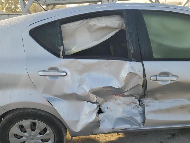 Photo 10 from auction – 2012 TOYOTA PRIUS C with VIN JTDKDTB38C1512383