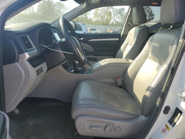 Foto 7 de la subasta – 2018 TOYOTA HIGHLANDER con VIN 5TDKZRFH4JS526680