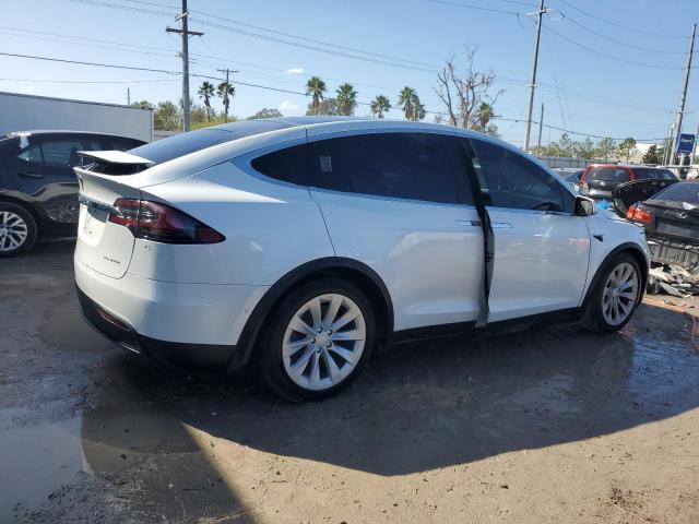Photo 3 from auction – 2020 TESLA MODEL X with VIN 5YJXCBE25LF281116