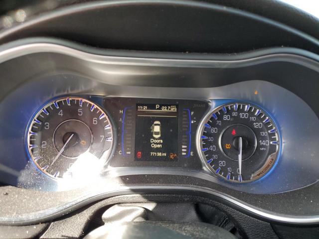 Photo 9 from auction – 2015 CHRYSLER 200 LIMITE with VIN 1C3CCCAB6FN598763