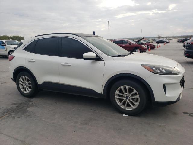 Photo 4 from auction – 2020 FORD ESCAPE SE with VIN 1FMCU0G66LUB01693