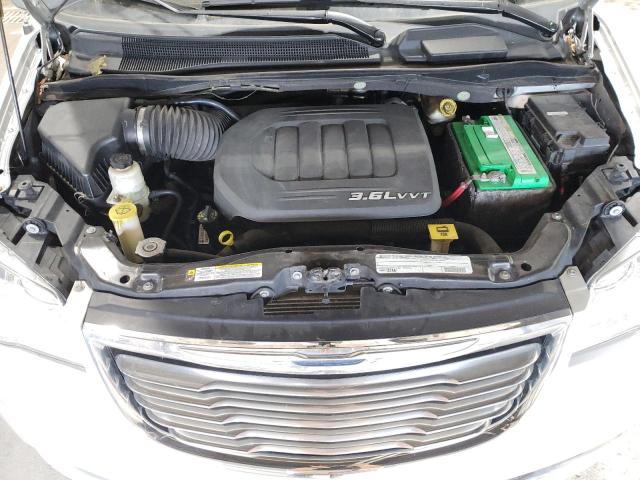 Photo 12 from auction – 2011 CHRYSLER TOWN & COU with VIN 2A4RR5DG4BR771243