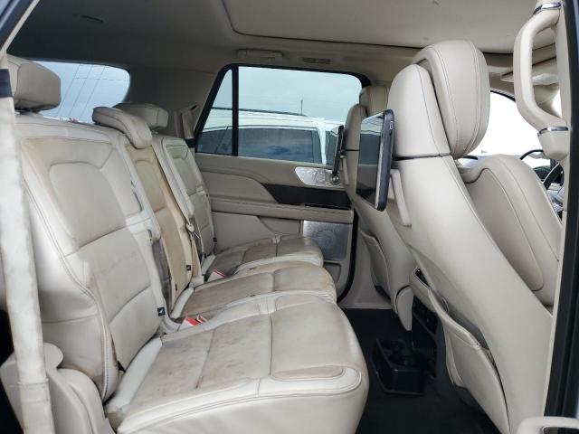 Photo 11 from auction – 2019 LINCOLN NAVIGATOR with VIN 5LMJJ3LT9KEL17590