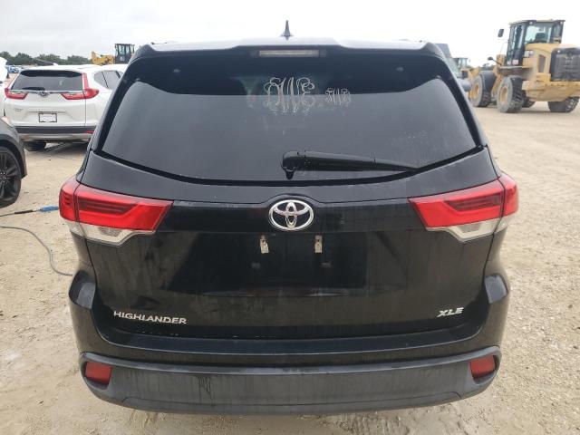 Photo 6 from auction – 2018 TOYOTA HIGHLANDER with VIN 5TDKZRFH0JS263376