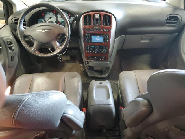 Photo 8 from auction – 2005 CHRYSLER TOWN & COU with VIN 2C8GP64L55R582402