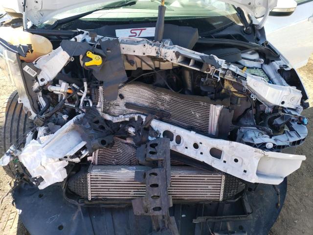 Photo 11 from auction – 2017 FORD FOCUS ST with VIN 1FADP3L99HL235957