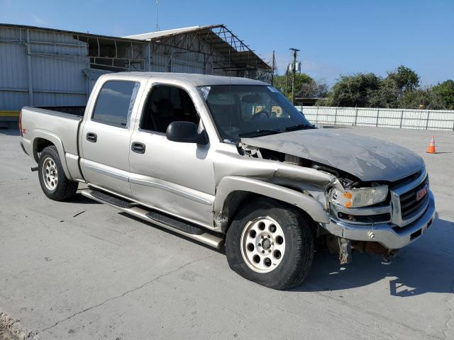 Foto 4 de la subasta – 2004 GMC NEW SIERRA con VIN 2GTEK13TX41407572