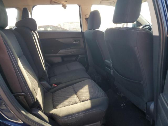 Photo 11 from auction – 2017 MITSUBISHI OUTLANDER with VIN JA4AZ3A38HZ013617