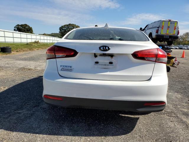 Photo 6 from auction – 2018 KIA FORTE LX with VIN 3KPFL4A75JE247897