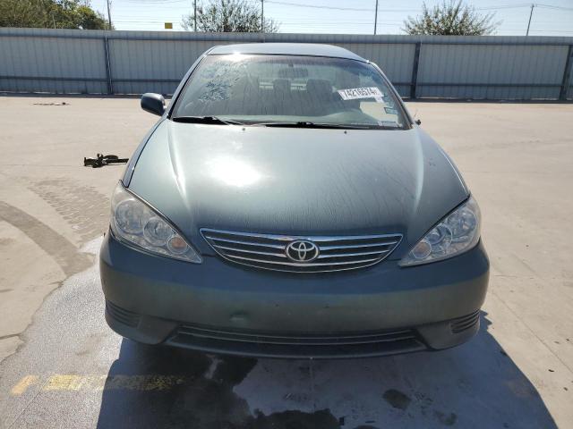 Photo 5 from auction – 2005 TOYOTA CAMRY LE with VIN 4T1BF32K55U083220