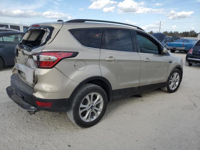 Photo 3 from auction – 2017 FORD ESCAPE SE with VIN 1FMCU0GD9HUB01323