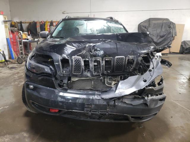 Photo 5 from auction – 2019 JEEP CHEROKEE T with VIN 1C4PJMBX4KD228768