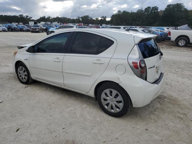 Photo 2 from auction – 2014 TOYOTA PRIUS C with VIN JTDKDTB31E1573318