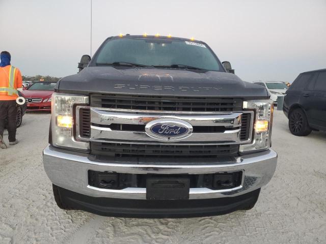 Photo 5 from auction – 2017 FORD F250 SUPER with VIN 1FT7W2B69HEE24186
