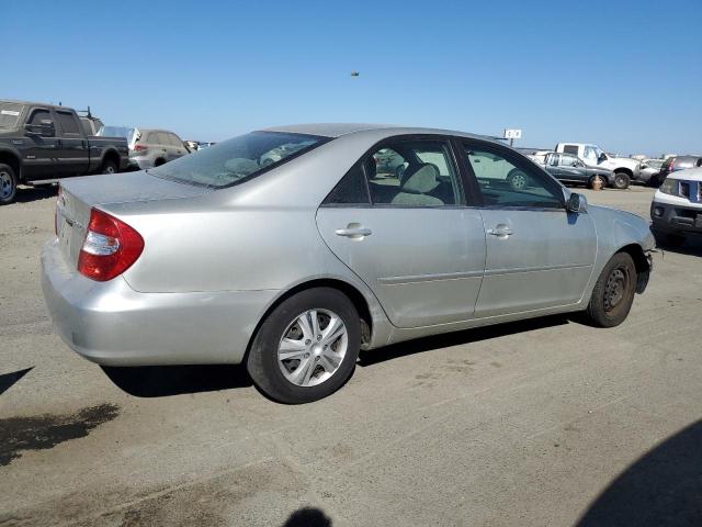 Photo 3 from auction – 2002 TOYOTA CAMRY LE with VIN JTDBE30K620110390