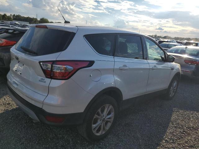 Photo 3 from auction – 2017 FORD ESCAPE SE with VIN 1FMCU0GD3HUB86823