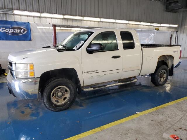 CHEVROLET SILVERADO 2008 with VIN 1GCHK29K48E145201 - Photo from auction