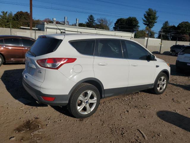 Photo 3 from auction – 2014 FORD ESCAPE SE with VIN 1FMCU9GX9EUD62574