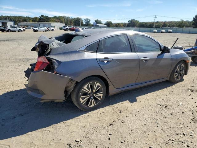 Photo 3 from auction – 2017 HONDA CIVIC EX with VIN 19XFC1F39HE029654
