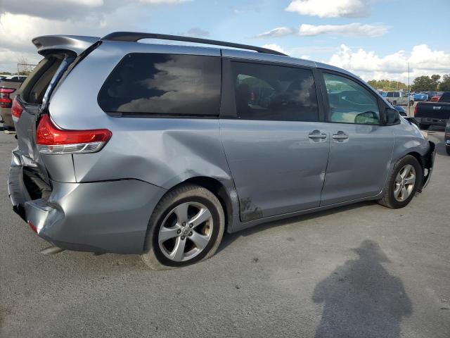 Photo 3 from auction – 2012 TOYOTA SIENNA LE with VIN 5TDKK3DC5CS194888