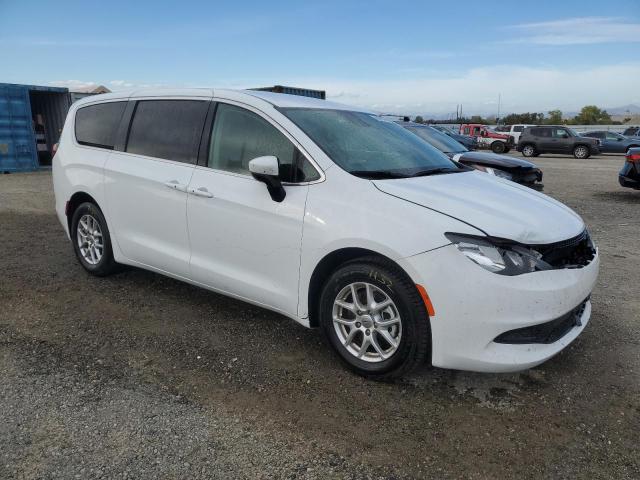 Photo 4 from auction – 2023 CHRYSLER VOYAGER LX with VIN 2C4RC1CG5PR511961