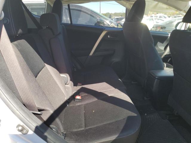 Photo 11 from auction – 2015 TOYOTA RAV4 XLE with VIN JTMRFREV6FD113886