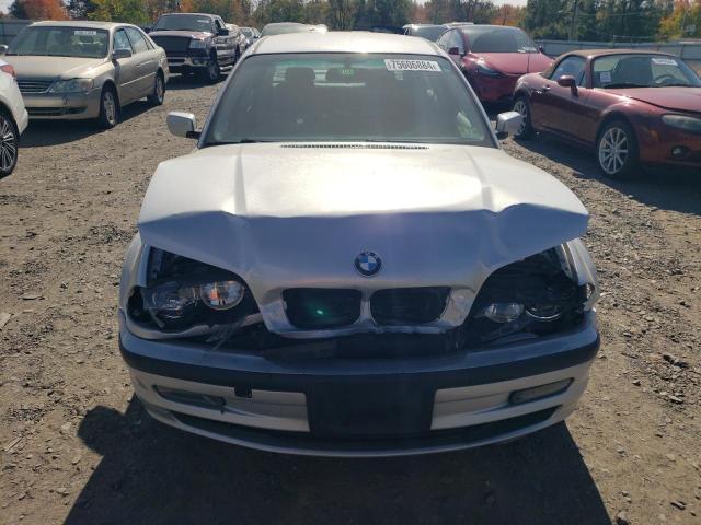 Photo 5 from auction – 2000 BMW 323 I with VIN WBAAM3345YKC67496