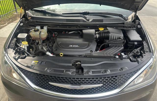 Photo 7 from auction – 2017 CHRYSLER PACIFICA T with VIN 2C4RC1BG4HR527703